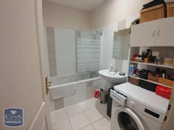 Appartement à louer 2 pièces 53.05m² Sedan (08200)