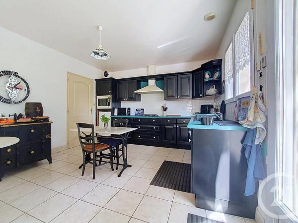 Maison à vendre  4 pièces - 115,39 m 2   LES SORINIERES  - 44