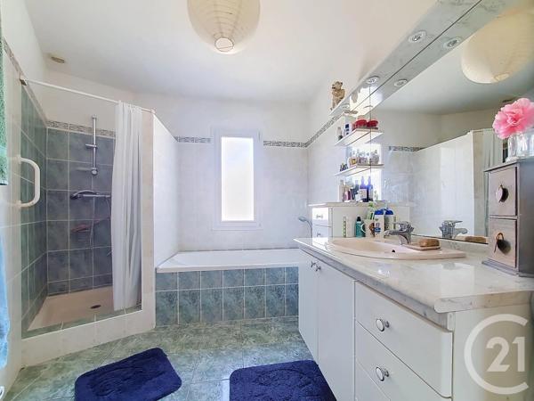 Maison à vendre  4 pièces - 115,39 m 2   LES SORINIERES  - 44