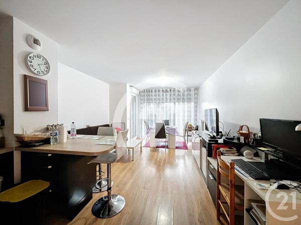 Appartement F3 à vendre  3 pièces - 65,50 m2 VILLIERS LE BEL - 95