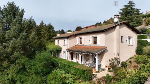 TARARE - MAISON 132M² AVEC EXTERIEUR - 4 CHAMBRES + GARAGE DOUBLE