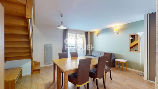 Appartement 2 pièce(s) avec PARKING COUVERT PRIVATIF