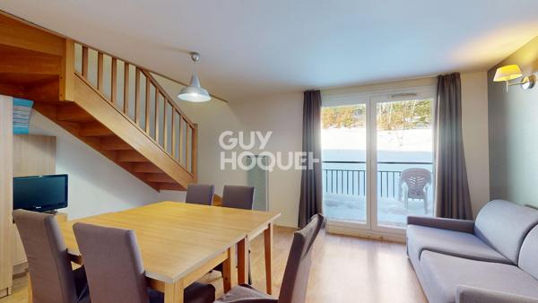 Appartement 2 pièce(s) avec PARKING COUVERT PRIVATIF