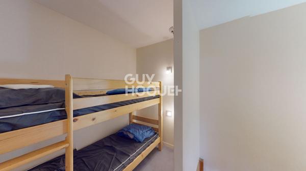 Appartement 2 pièce(s) avec PARKING COUVERT PRIVATIF