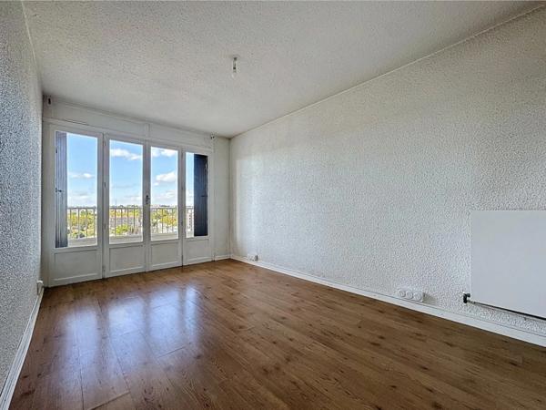 Appartement à vendre 4 pièces MONTPELLIER (34) avec parking