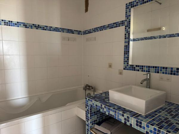 Appartement à vendre 4 pièces MONTPELLIER (34) avec parking