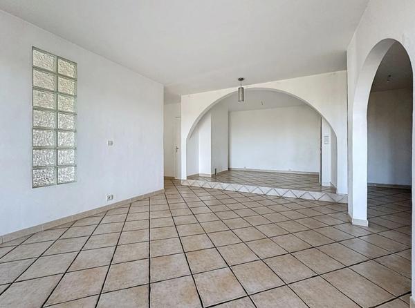 Appartement à vendre 4 pièces MONTPELLIER (34) avec parking