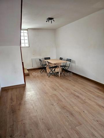 Appartement 4 pièces de 79 m2 en duplex avec parkings à vendre à CARRIERES SOUS POISSY (78)