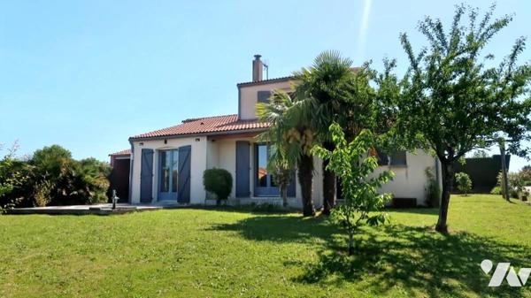 LA MEILLERAIE TILLAY, MAISON D'HABITATION PERMETTANT UNE VIE DE PLAIN-PIED.