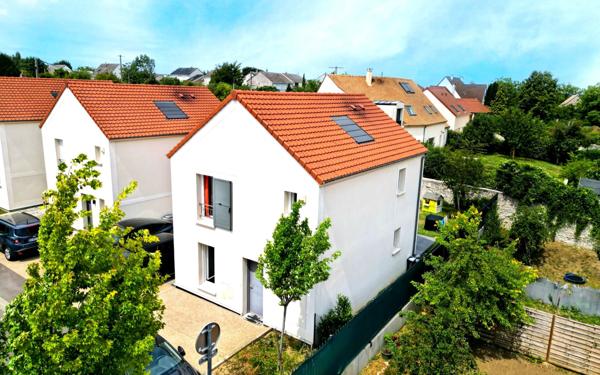 Maison à vendre    5 pièces •  Épône