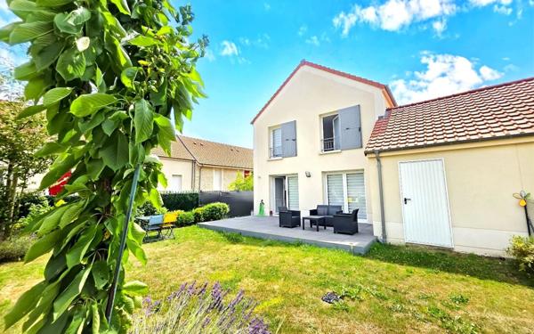 Maison à vendre    5 pièces •  Épône