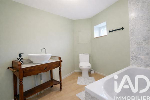 Maison à vendre 4 pièces 108 m² Chanat-la-Mouteyre