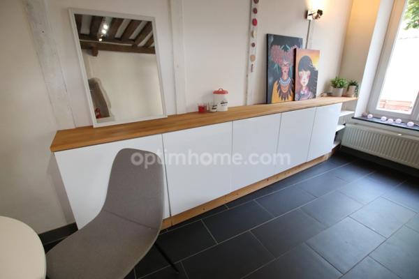 ORLEANS ST MARCEAU, proche centre ville d'Orléans, Vaste appartement T2 Bis de charme en excellent état