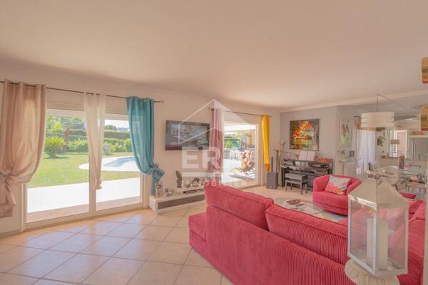 Maison Mouans Sartoux 8 pièce(s) 270 m2