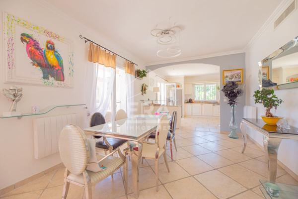 Maison Mouans Sartoux 8 pièce(s) 270 m2