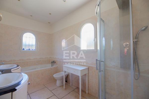 Maison Mouans Sartoux 8 pièce(s) 270 m2