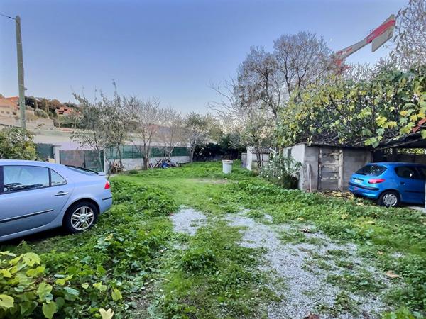 Maison Marseille 4 pièce(s) 80 m2 sur terrain de 735 M2