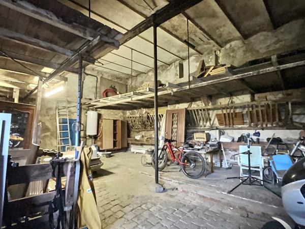 Maison Marseille 4 pièce(s) 80 m2 sur terrain de 735 M2