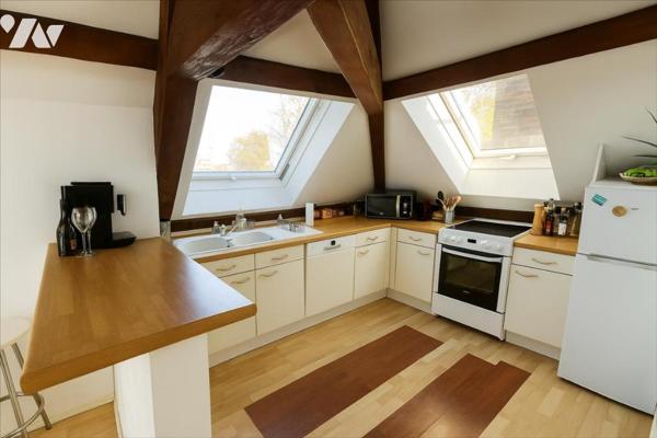 SECTEUR PAIX/MOISSONS deux pièces avec parking dernier étage