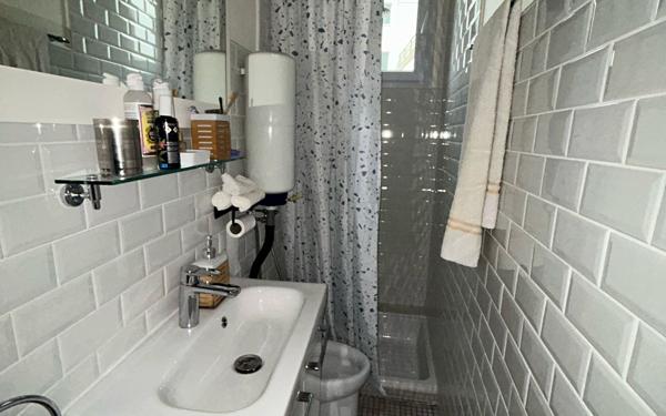 Appartement à vendre    2 pièces • 30,58 m2 Pantin