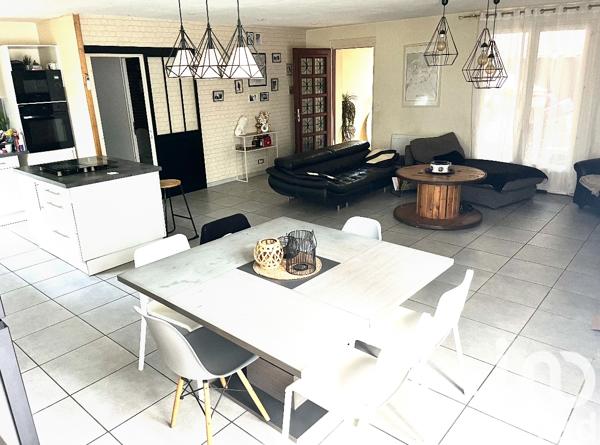 Maison à vendre 4 pièces 106 m² Ambarès-et-Lagrave