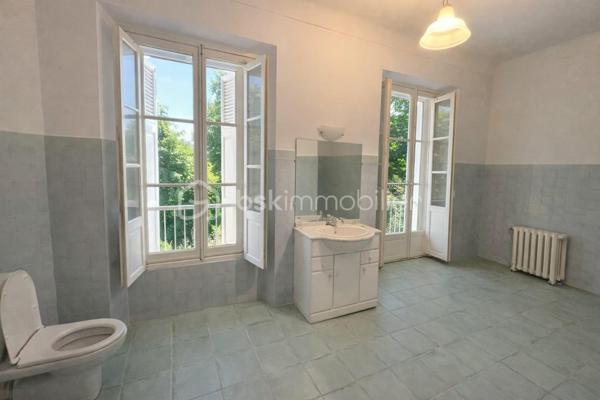 Demeure de 320 m²