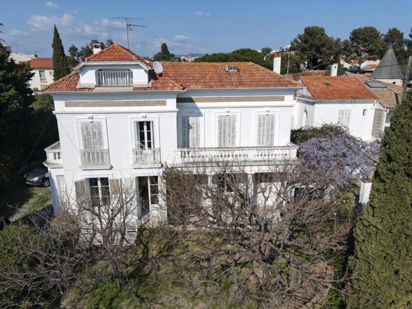 Demeure de 320 m²