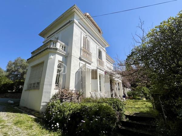 Demeure de 320 m²