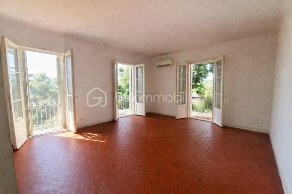 Demeure de 320 m²