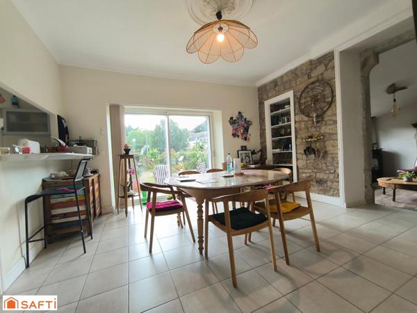 BELLE BATISSE EN PIERRE + FUTUR GITES OU BUREAU