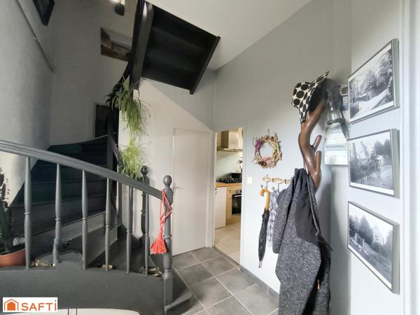 BELLE BATISSE EN PIERRE + FUTUR GITES OU BUREAU