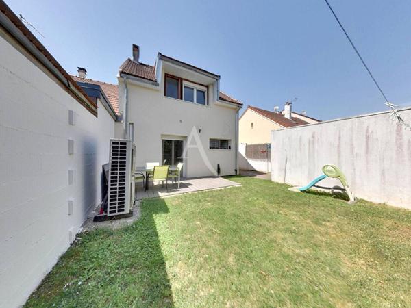 Maison Roissy En Brie 5 pièce(s) 86 m2