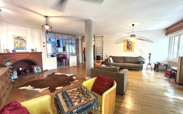 Appartement à vendre    3 pièces • 140 m2 Toulouse