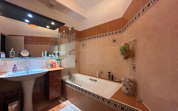 Appartement à vendre    3 pièces • 140 m2 Toulouse