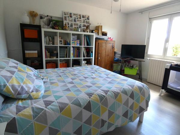 Maison à vendre    7 pièces •  Laudun-l'Ardoise