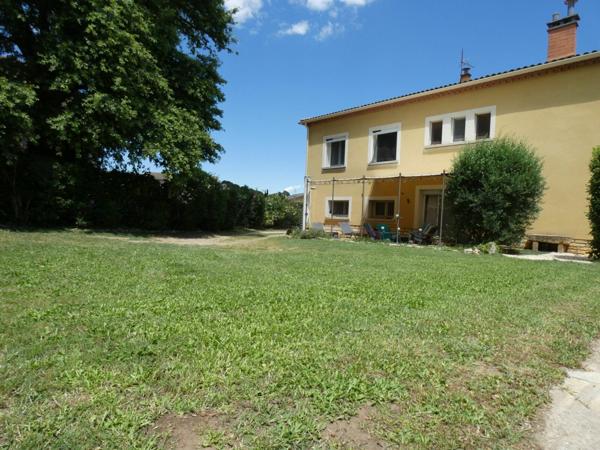 Maison à vendre    7 pièces •  Laudun-l'Ardoise