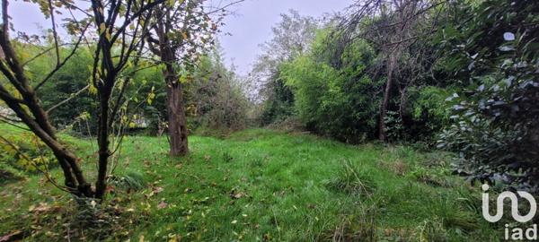 Maison de campagne 3 pièces de 65 m² à Saint-Pierre-les-Étieux (18210)