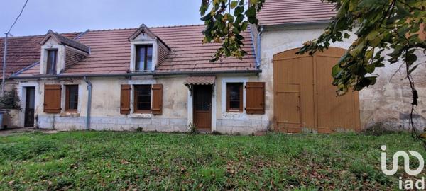 Maison de campagne 3 pièces de 65 m² à Saint-Pierre-les-Étieux (18210)
