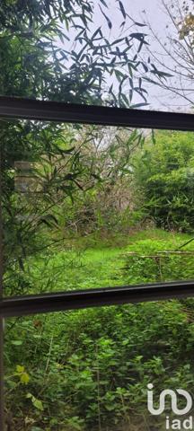 Maison de campagne 3 pièces de 65 m² à Saint-Pierre-les-Étieux (18210)