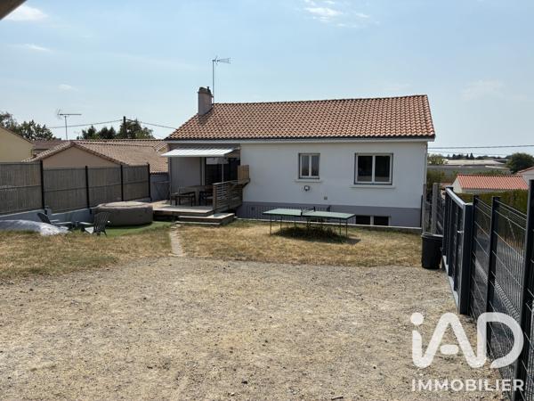Maison à vendre 8 pièces 169 m² Les Herbiers
