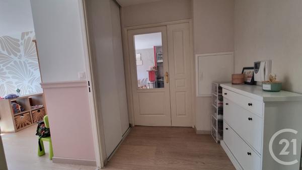 Appartement F4 à vendre  4 pièces - 86,20 m2 L ISLE ADAM - 95