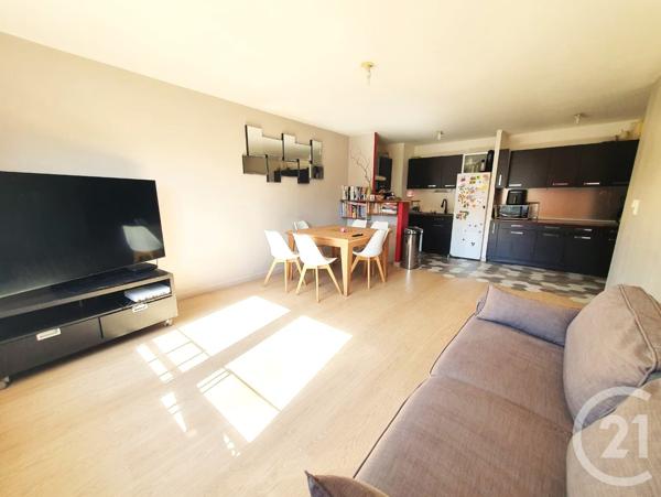 Appartement F4 à vendre  4 pièces - 86,20 m2 L ISLE ADAM - 95