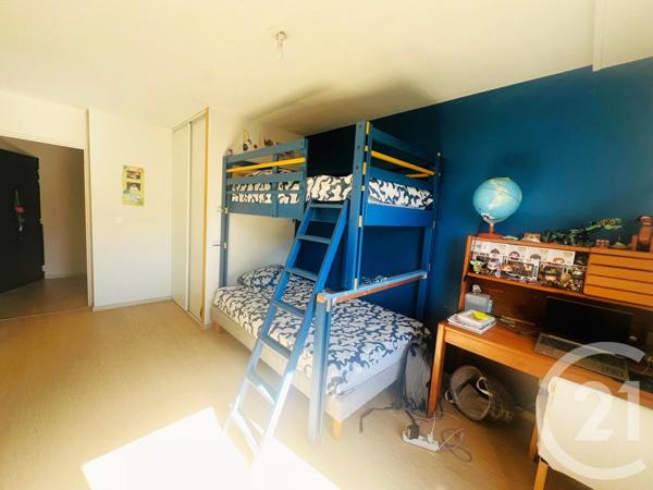 Appartement F4 à vendre  4 pièces - 86,20 m2 L ISLE ADAM - 95