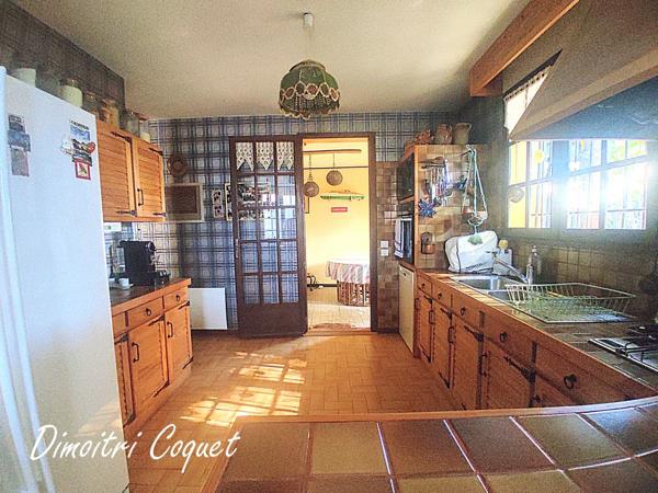 Maison 3 faces avec véranda et garage, rare sur le secteur !