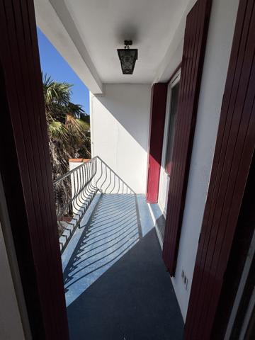 Maison
         6 pièces
        - 133 m² 441 000 € *