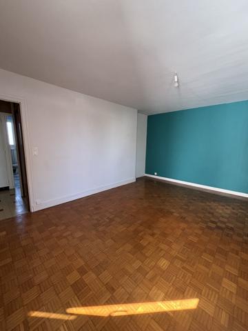 Maison
         6 pièces
        - 133 m² 441 000 € *