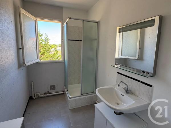 Appartement T3 à vendre  3 pièces - 69,72 m 2   ST JEAN DE MONTS  - 85
