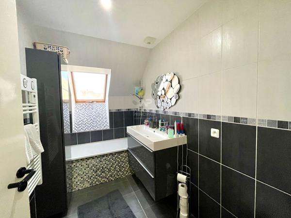 Maison Conflans Sainte Honorine 5 pièce(s) 85 m2 349 900 € **  - Référence  7820