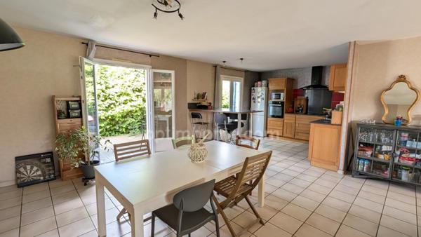 Maison 5 pièces, 3 chambres et Garage