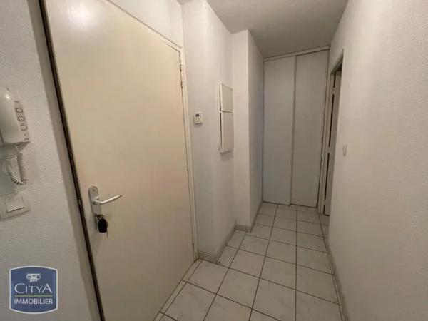 Appartement à louer 2 pièces 47.18m² Vendôme (41100)